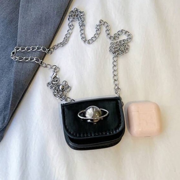 Mini Glossy Black Patent Leather Crossbody Bag – W/Saturn Planet Detail🪐 - Picture 4 of 7